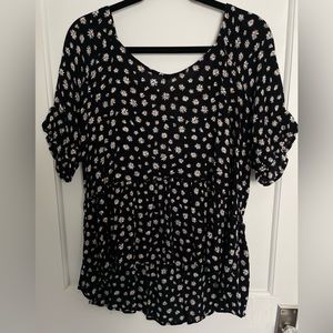 Ditsy Daisy Cross-Back Blouse